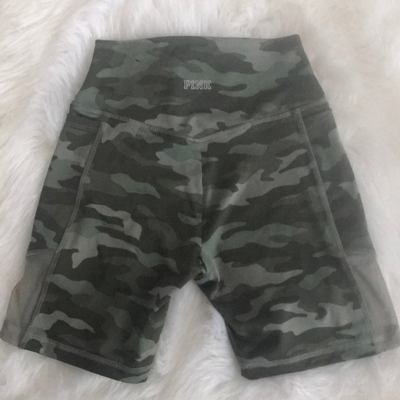 🔥PINK VICS SECRET BIKER SHORTS🔥 - Picture 3 of 8